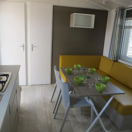 Le Rancho Parque de Campismo 3*